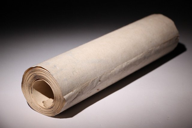 30x 550 cm, Meiji era, floral emakimono scroll